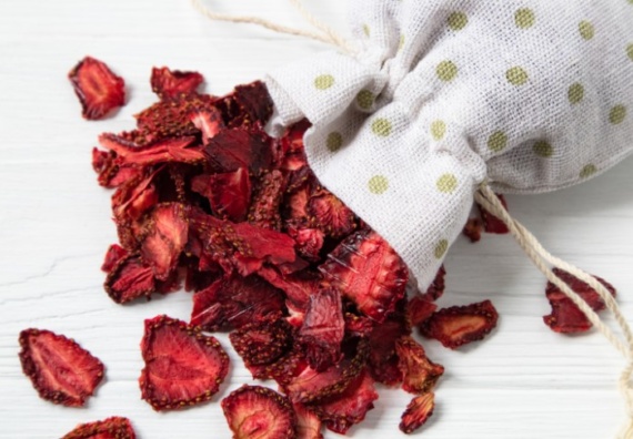 Are Freeze-Dried Strawberries Healthy?