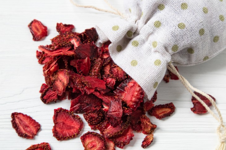 Are Freeze-Dried Strawberries Healthy?