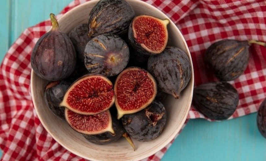 Dried Fig Fruit vs. Fresh Figs: Which is Better?