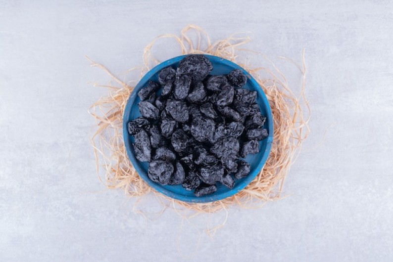 How to Make Freeze-Dried Blueberry Powder