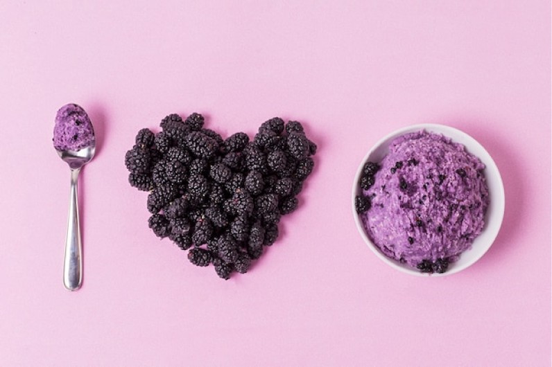 How to Make Freeze-Dried Blueberry Powder