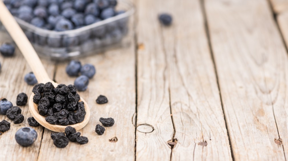 How to Freeze Dry Blueberries at Home
