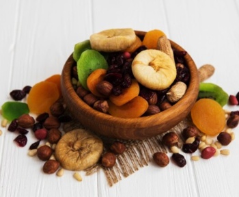 What Dried Fruits Are in Tropical Trail Mix?