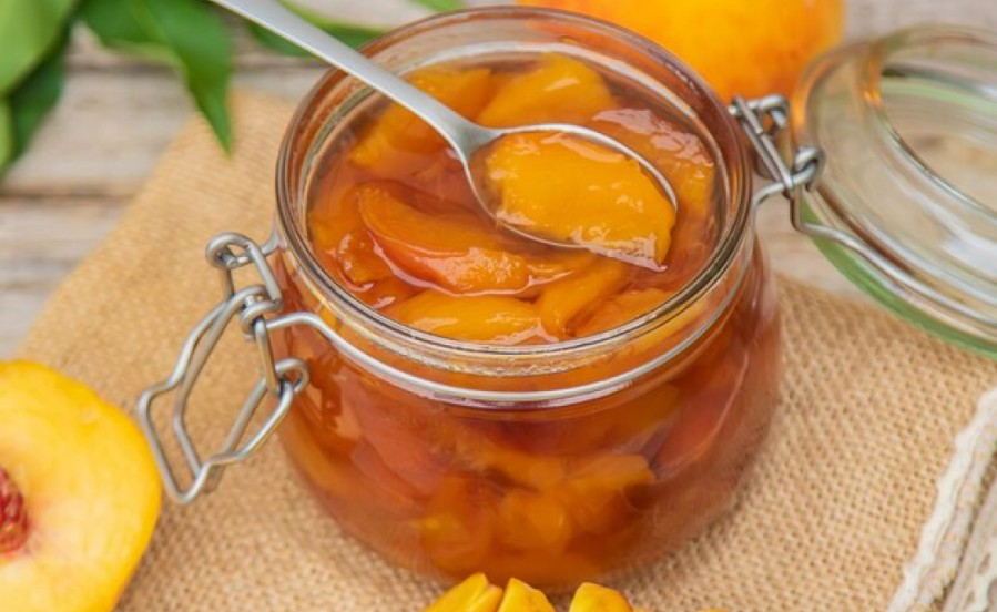 Apricot Jam from Dried Fruit: How to Make