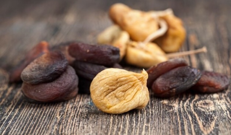 Dried Fig Fruit for Weight Loss: Benefits, Tips, and Myths