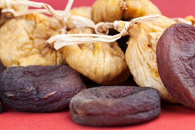 How to Eat Fig Dry Fruit: A Comprehensive Guide