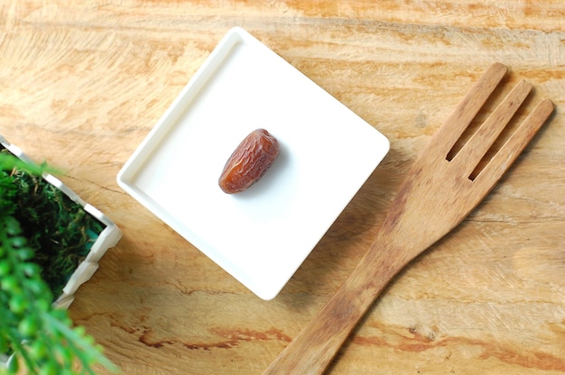 How to Dry Dates at Home: Simple Steps and Tips