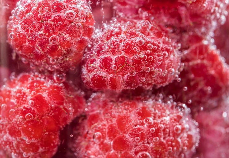 Can You Carbonate Fruit with Dry Ice?