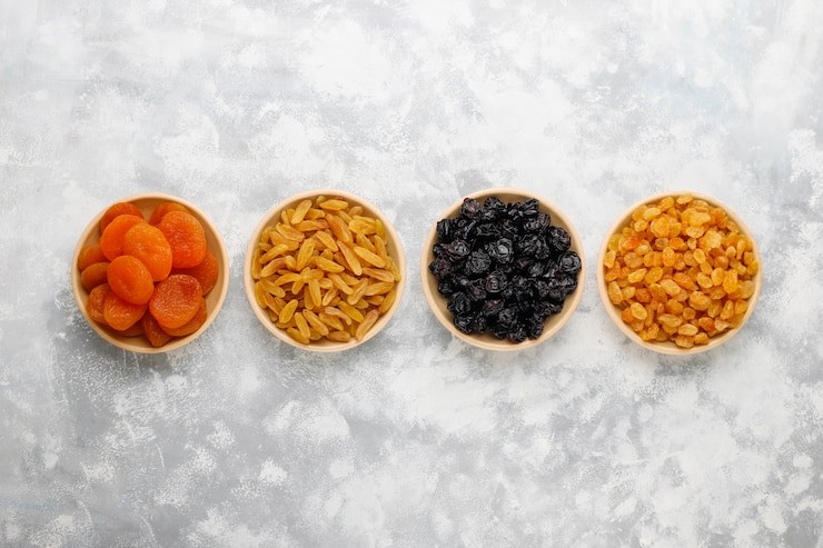 Which Dried Fruit Has the Least Amount of Sugar?